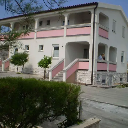 In Vir/insel 7485 Apartamento
