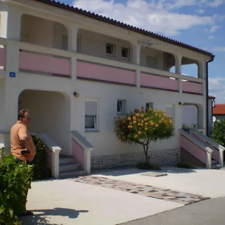 Apartamento In Vir/insel 7485 Vir
